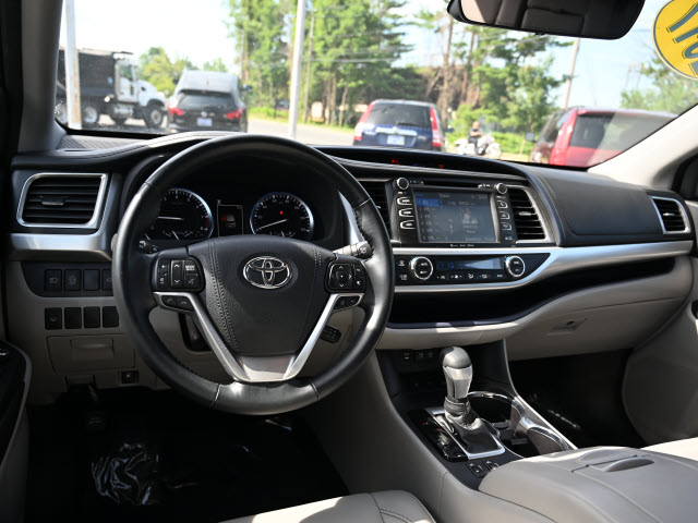 how to send hands free text from toyota highlander